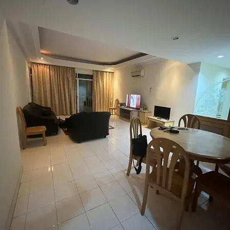 Homestay Pantai Puteri Kampong Bukit Darat Exterior photo