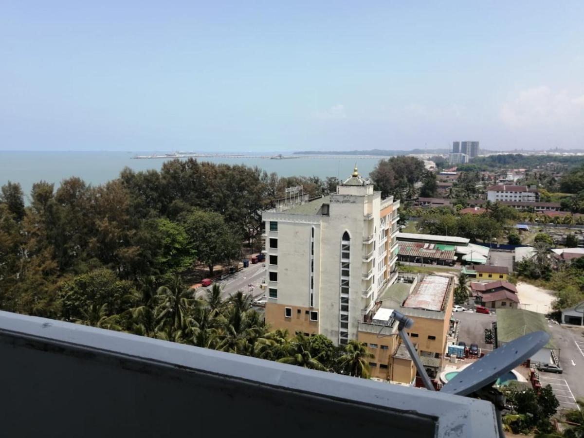 Pantai Puteri Apartment Kampong Bukit Darat