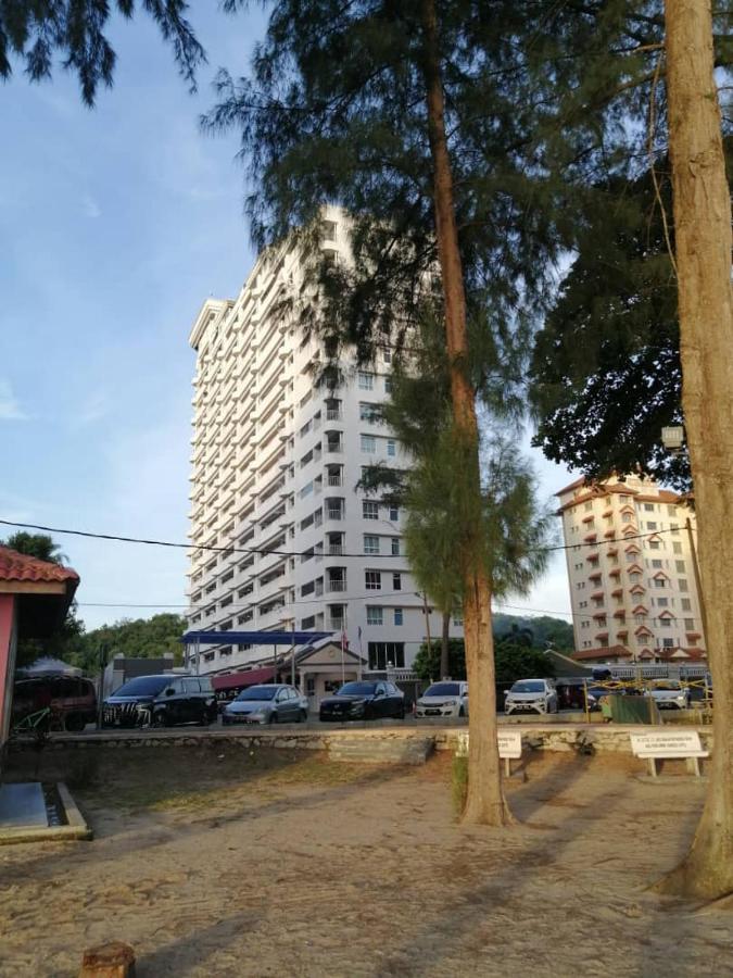 Apartment Pantai Puteri Kampong Bukit Darat
